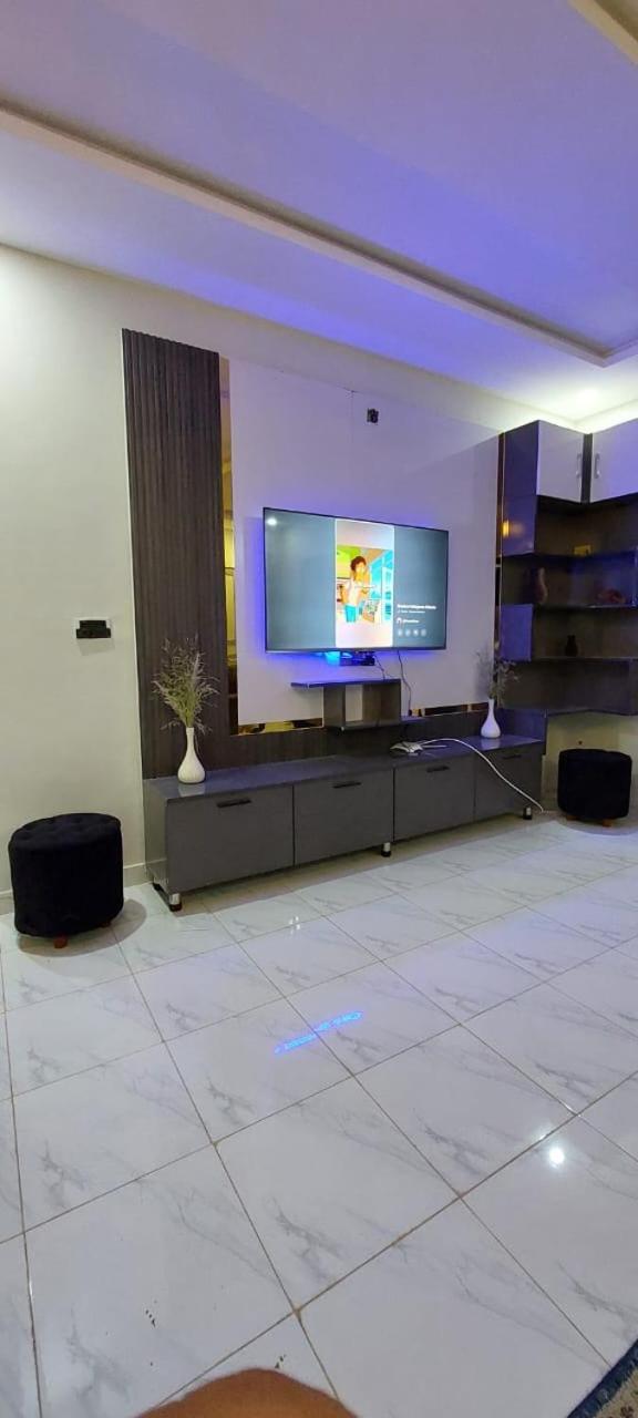 Dhok Sandemar Velvet Vibes Villa Near Islamabad Airport מראה חיצוני תמונה